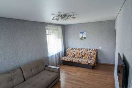 Уютная однокомнатная квартира, удобно расположена.